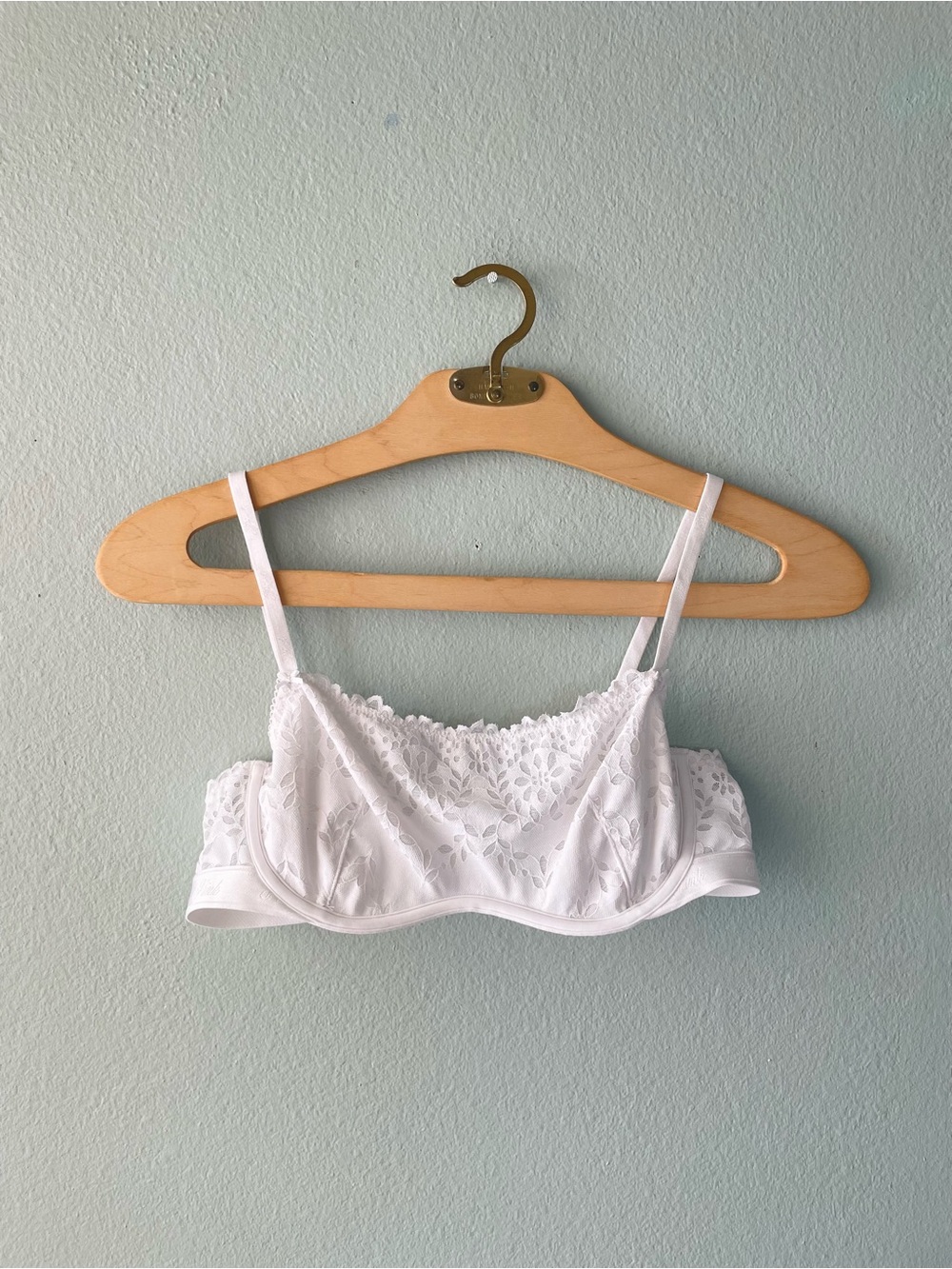 PINK | VS White Lace Unlined Underwire Bralette Bra